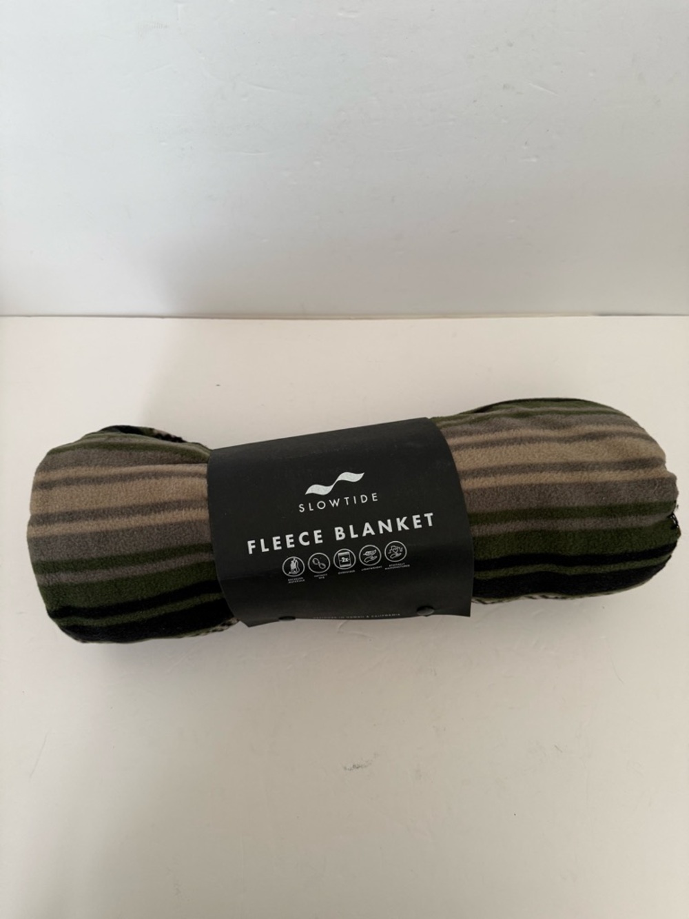 NWT Men's Fleece Blanket – Olive, Tan & Brown by Slowtide